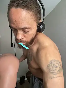 Fathero1time 现场XXX聊天