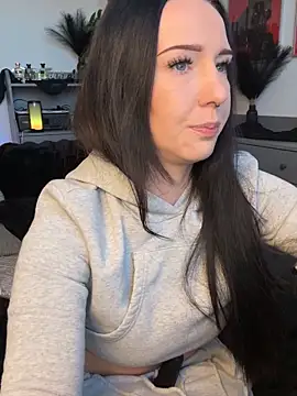 Trixie-Tainted Webcam-Show