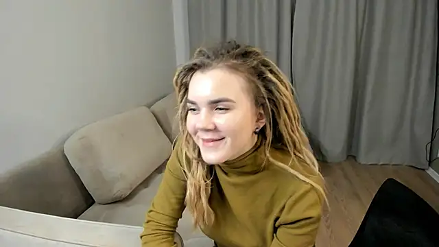 AldaCerrello Webcam Show