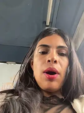 دردشة Astrid-- الجنسية المباشرة