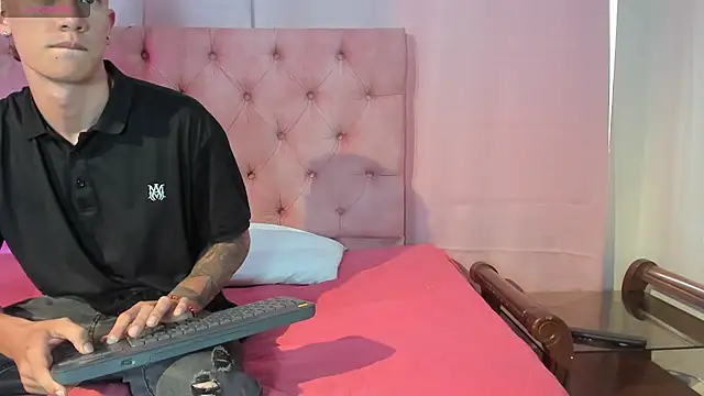 Chatroom XXX en direct de _Dasha__