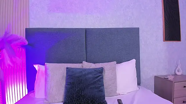 Laura_Ivy 라이브 XXX 채팅