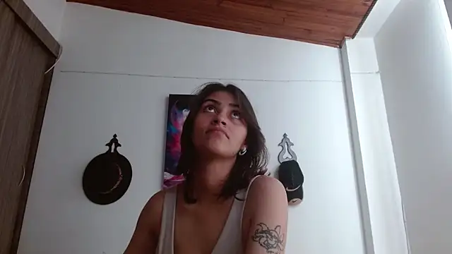 Chat XXX ao vivo de Crystal_Star_