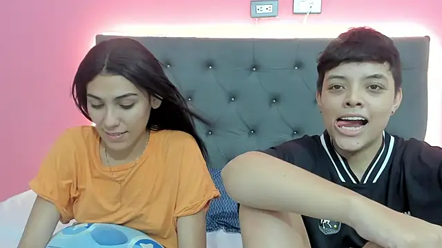 ariloe_quintero 라이브 XXX 채팅