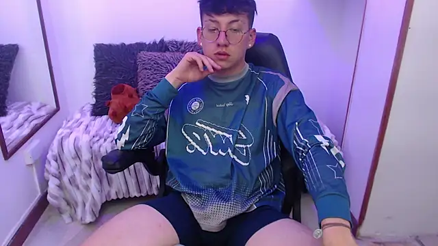 Evan_Connell Webcam Show