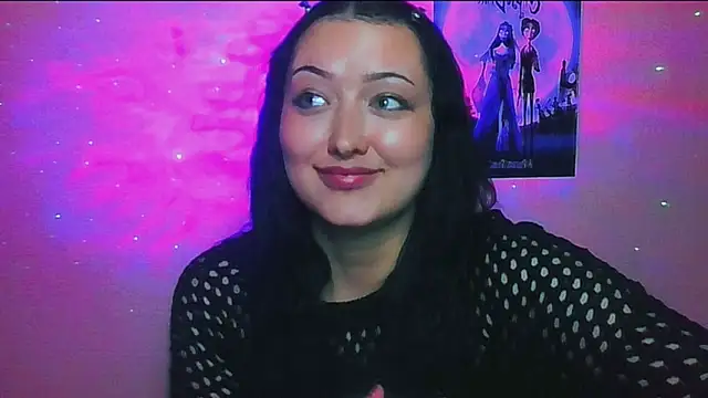 Katarina_Fox_ Adlı Modelin Canlı XXX Sohbeti