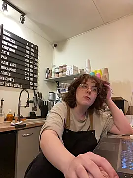 cinnabon_'s Live XXX Chat