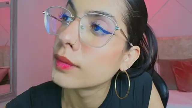 j_belle_'s Live XXX Chat