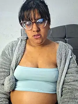 แชท XXX สดของ ZaidaWet