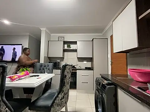 Show de MissLola27 na webcam