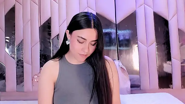 Chat +18 de HannaCollins_ ao vivo