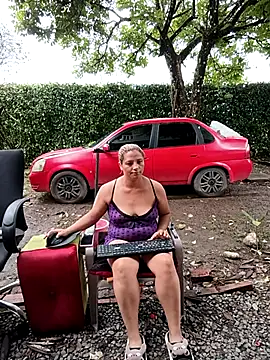 hotandfierylatinos2023: διαδικτυακό σόου στην κάμερα