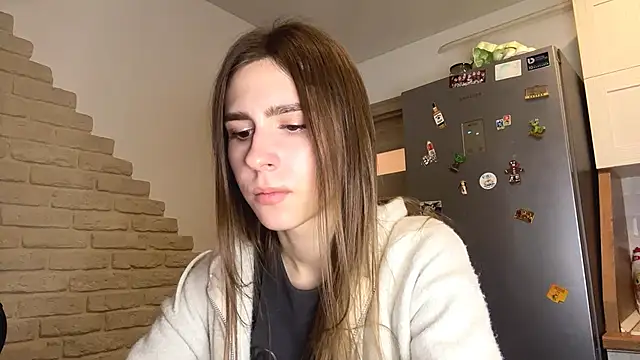 ElsieKuhlmann: διαδικτυακό σόου στην κάμερα