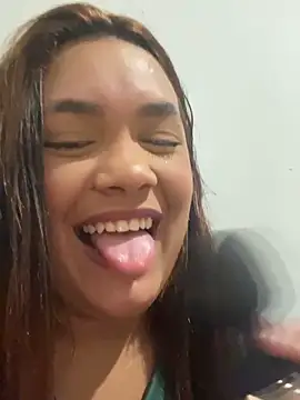 Show de Latina_kiara na webcam