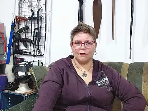 Leah_R 라이브 XXX 채팅