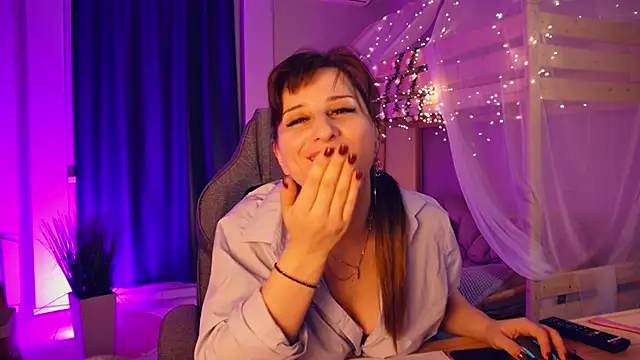 Živý XXX chat EmmaWheelers