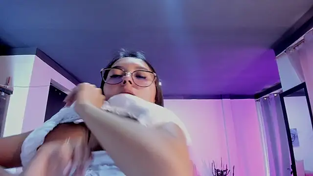 แชท XXX สดของ bella_fox_1