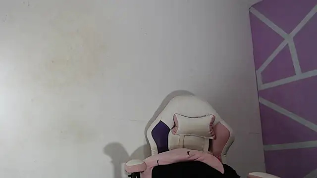 missleina-69's Live XXX Chat