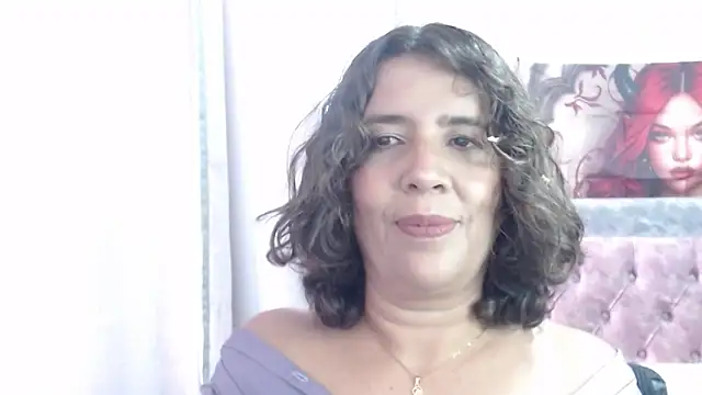 Victoria_meester Adlı Modelin Canlı XXX Sohbeti