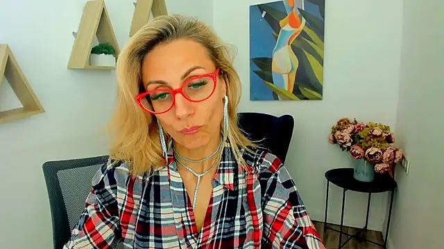 MuseOfStage: απευθείας συνομιλία ΧΧΧ