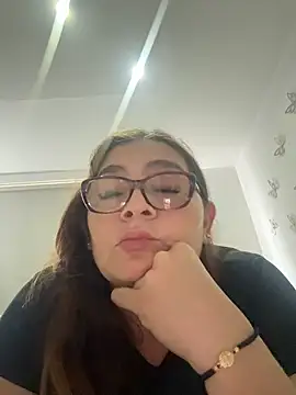 ANTONELLA_VIOLETA_'s Live XXX Chat