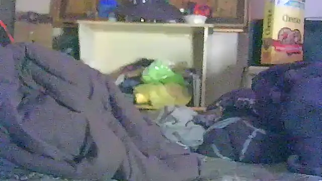 GUAPAN3S3_FIR3: онлайн-секс-чат