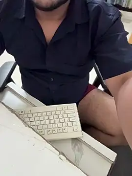 FlirtyxBoy Adlı Modelin Web Kamerası Şovu