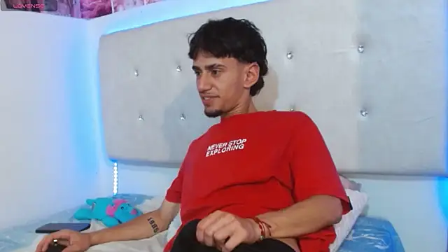 Živý XXX chat golden_raiden_12