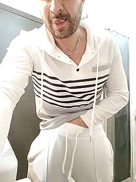 Chat XXX en directo de gilera250s