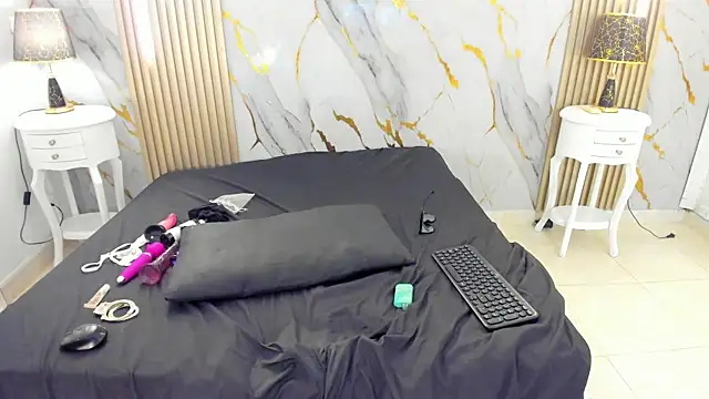 AprillRoss Chat XXX in diretta