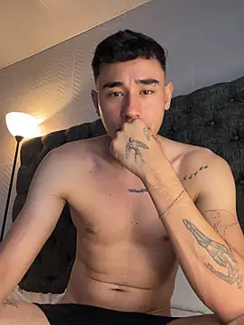 Adam_Grey 网络视讯表演