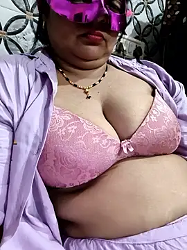 Gujju_bhabhi69 webcam show