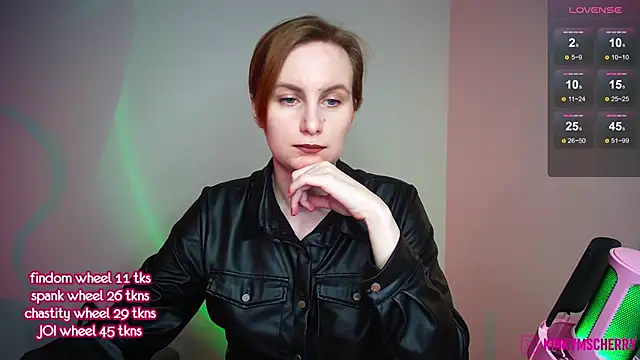 KinkyMissCherry Chat XXX in diretta