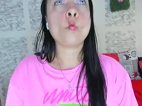 Chat +18 de XXXStephanie_XXX ao vivo