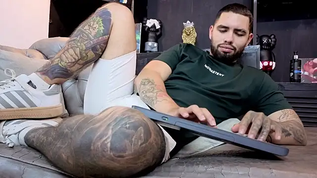 matteosantos Live XXX-Chat