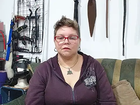 Leah_R – Live XXX-chat