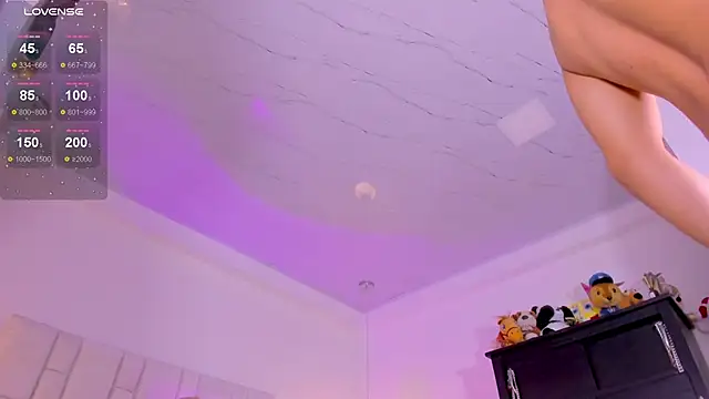 Chat XXX en directo de CodyTwink