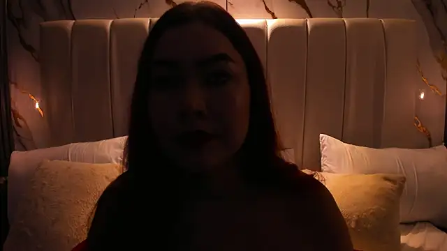 XXX chat uživo modela LiaTink