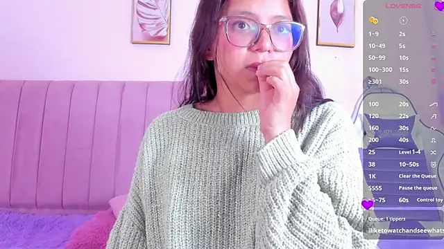 XXX chat uživo modela Zoow_bluussh