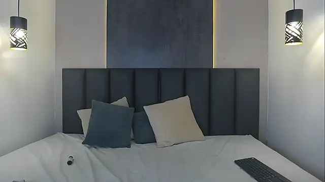 KatyraTaylor__: απευθείας συνομιλία ΧΧΧ