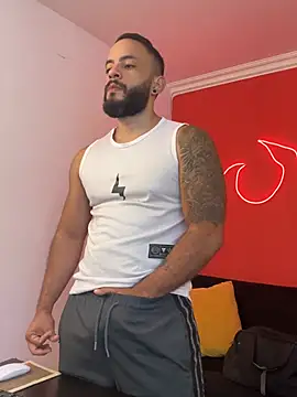 Chat XXX en directo de Mike_savage3