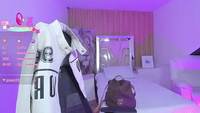 KarelyMitchel live XXX chat