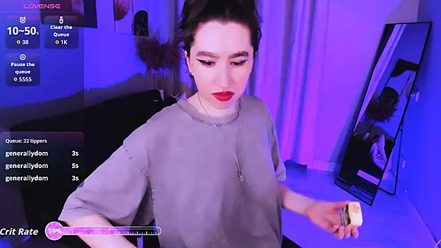 Lily_xBabe Adlı Modelin Canlı XXX Sohbeti