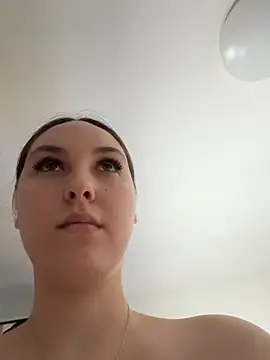 Lucy_doll22 Live XXX-chat