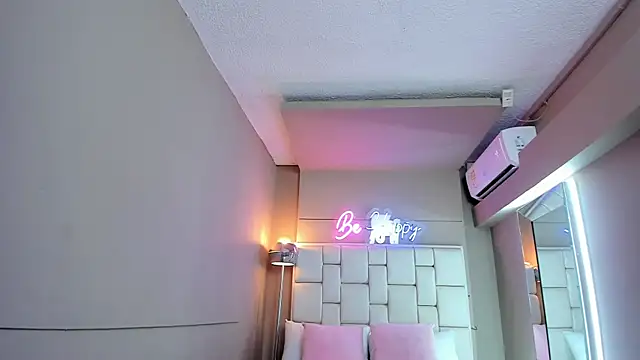 Cloy07's Live XXX Chat