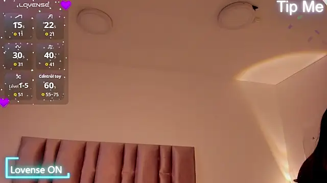 NikyBrookss 即時 XXX 聊天