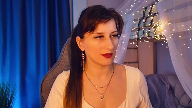 Chat XXX en directo de EmmaWheelers