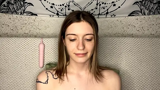 Shining_Robi Adlı Modelin Web Kamerası Şovu