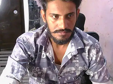 HotXKrish's Live XXX Chat