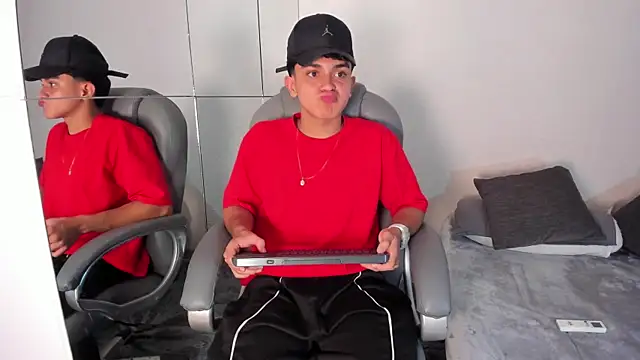 _TaylorBlack Live XXX-chat